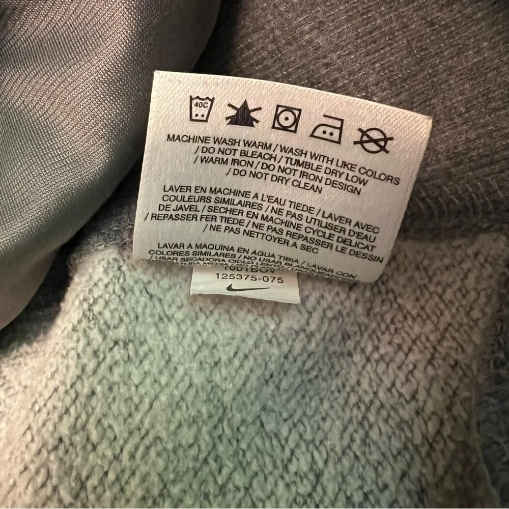 Nike Grey Half zip pullover jumper sweatshirt - Picture 7 of 7